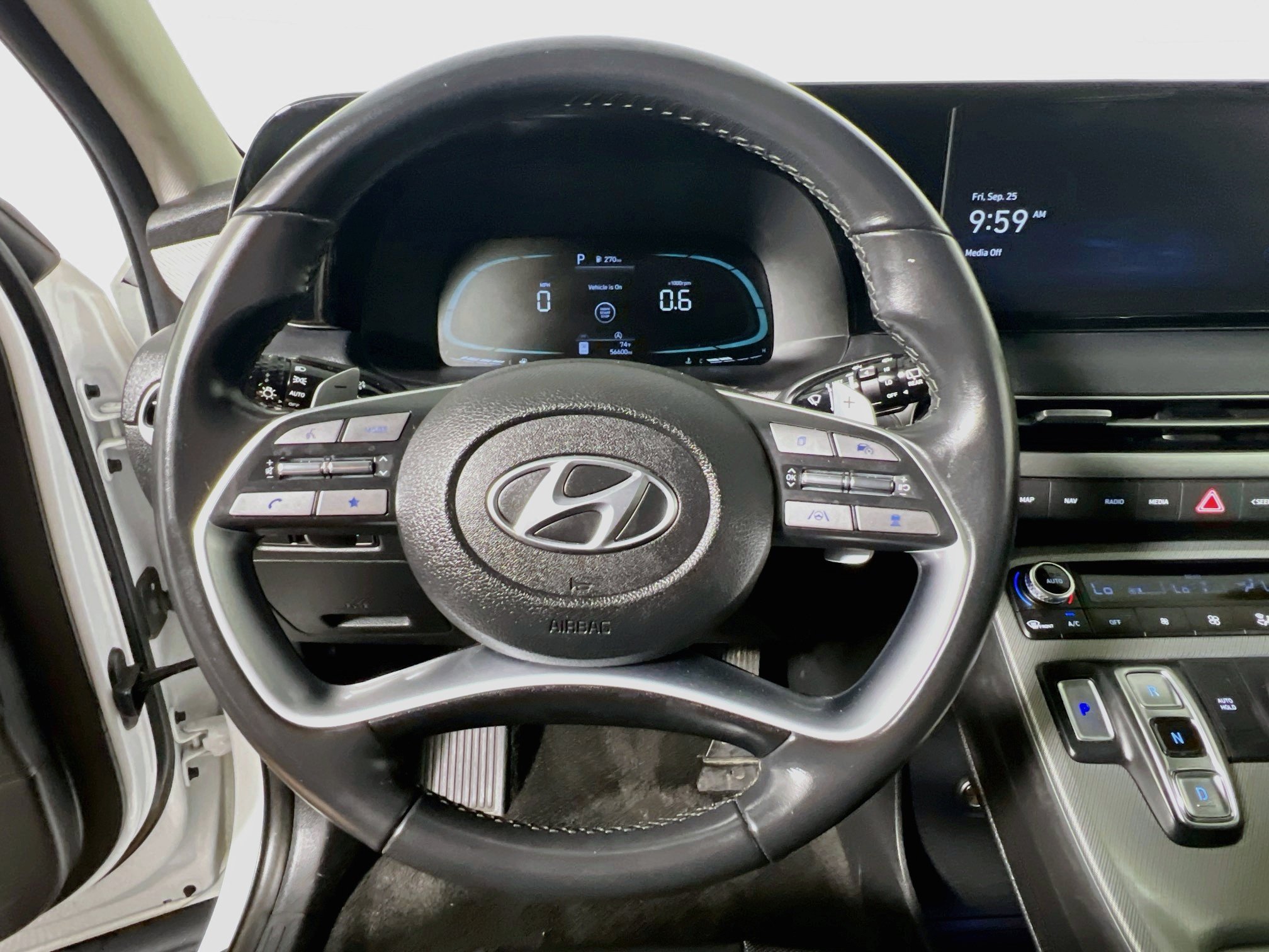 Used 2024 Hyundai Palisade SEL FWD image 17