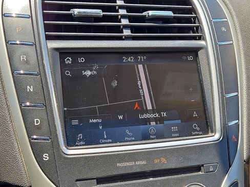 Used 2019 Lincoln Nautilus Reserve FWD image 28