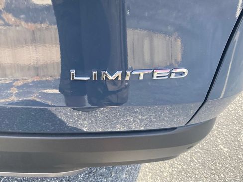 Used 2025 Toyota Grand Highlander AWD Hybrid image 16
