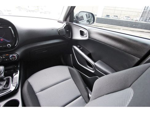 Certified 2023 Kia Soul S FWD image 12
