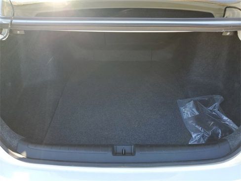 Used 2022 Honda Accord Sport image 9