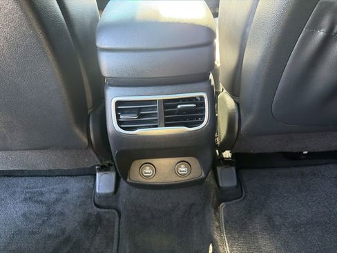 Used 2023 Hyundai Santa Fe SEL w/ Premium Package AWD/4WD image 21