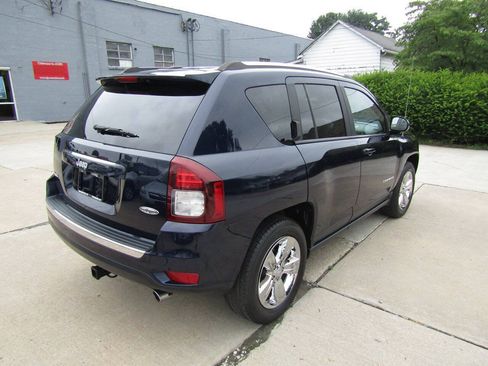 Used 2017 Jeep Compass High Altitude AWD/4WD image 7