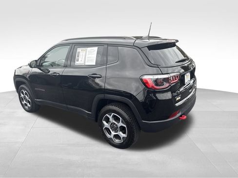 Used 2022 Jeep Compass Trailhawk image 8