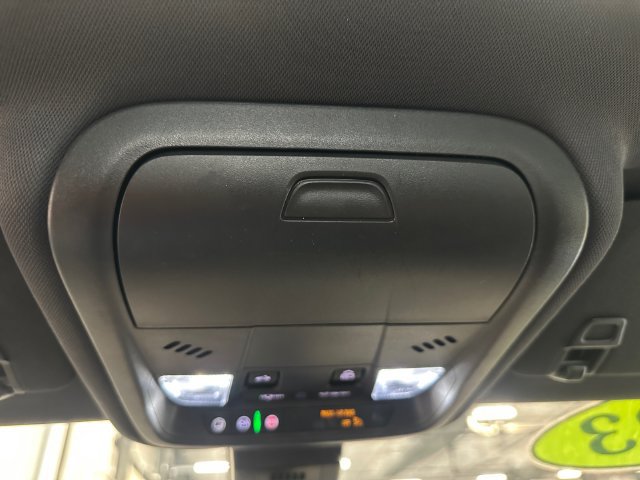 Used 2023 Chevrolet Equinox RS w/ RS Leather Package FWD image 32