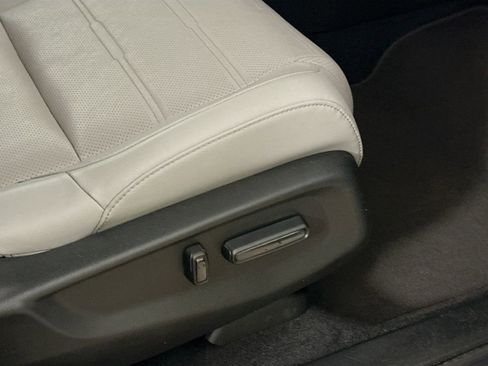 Used 2020 Honda CR-V EX-L image 44