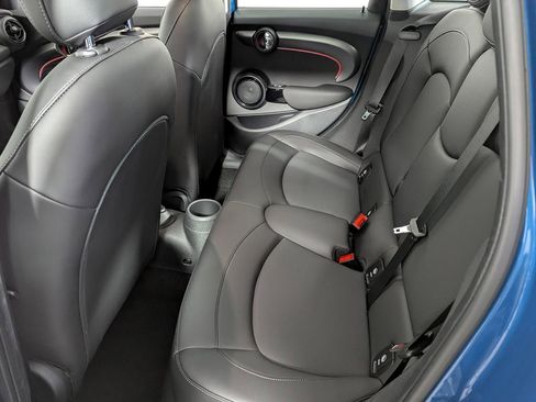 Used 2022 MINI Cooper 4-Door Hardtop FWD image 42
