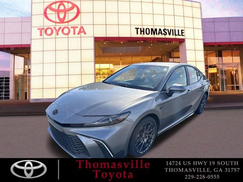 New 2025 Toyota Camry SE w/ Convenience Package FWD image 1