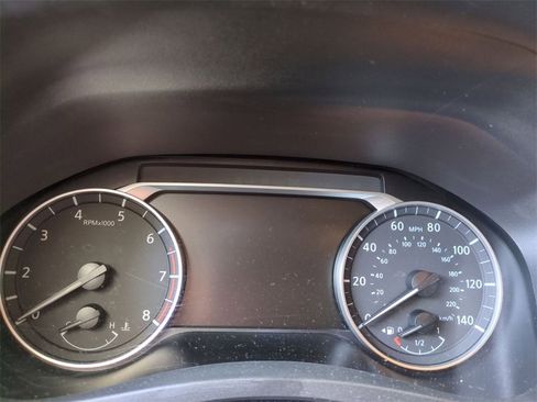 Used 2023 Nissan Altima 2.5 SR image 18