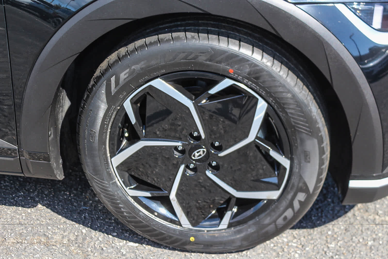 Certified 2024 Hyundai Ioniq 5 SEL RWD image 12