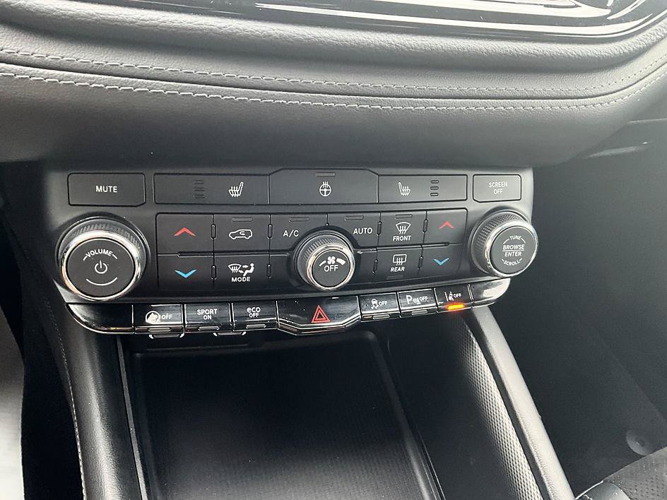 Used 2022 Dodge Durango GT AWD/4WD image 23