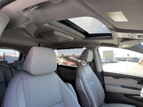 Used 2018 Honda Odyssey Elite image 18