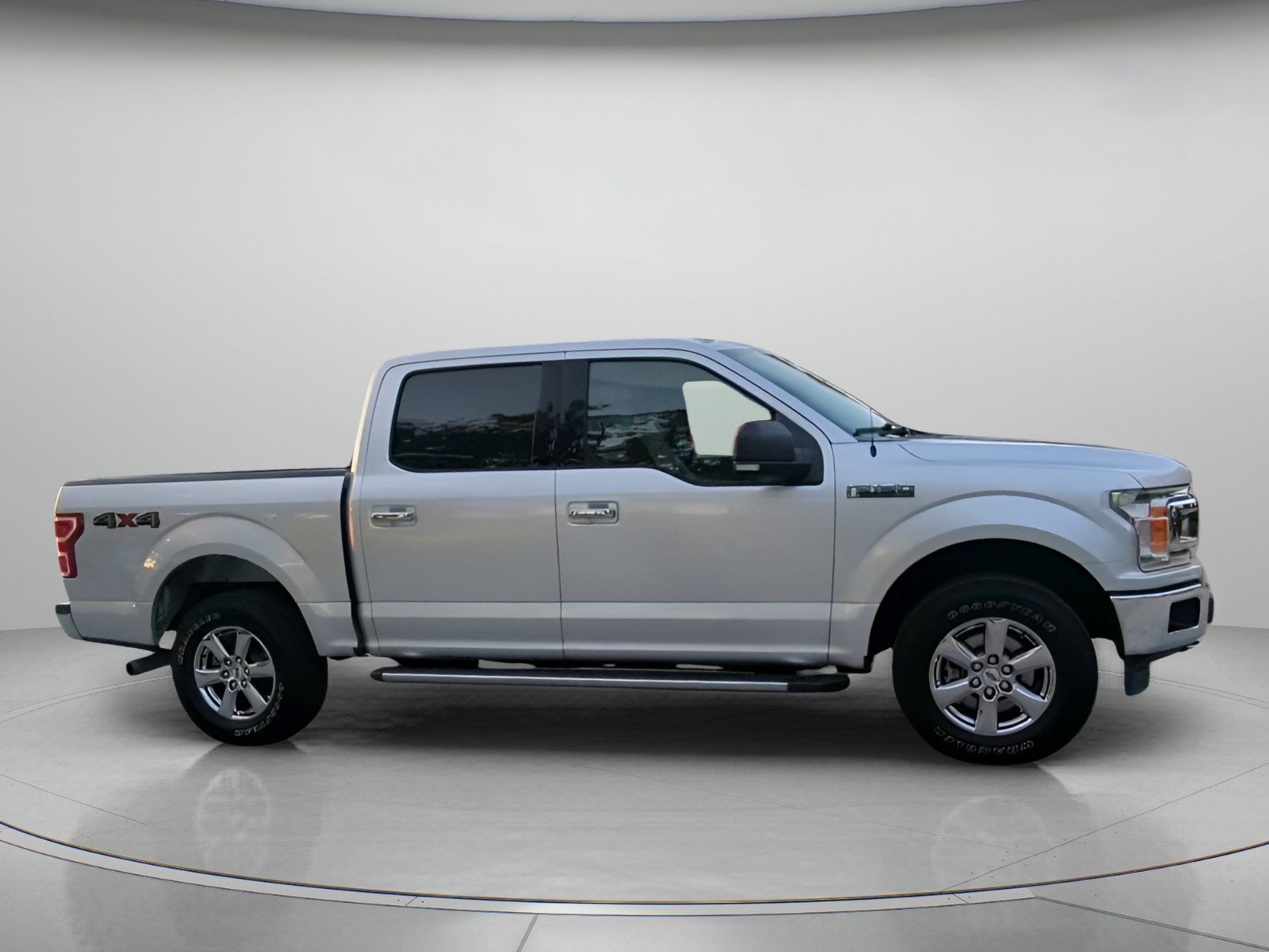 Used 2019 Ford F150 XLT w/ Equipment Group 302A Luxury AWD/4WD image 34