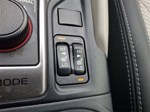 Used 2019 Subaru Forester Premium image 23