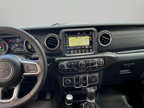Used 2023 Jeep Wrangler Unlimited Sahara w/ Cold Weather Group AWD/4WD image 11
