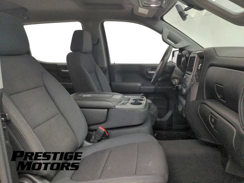 Used 2019 Chevrolet Silverado 1500 Custom w/ Custom Value Package AWD/4WD image 27