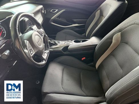 Used 2020 Chevrolet Camaro LT image 19
