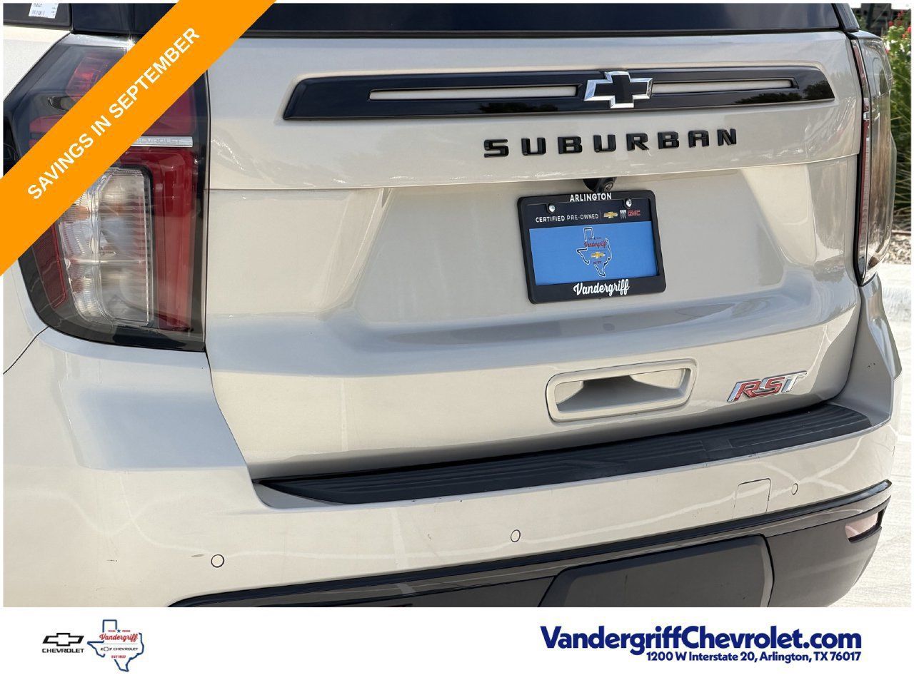 Certified 2023 Chevrolet Suburban RST w/ Luxury Package AWD/4WD image 6