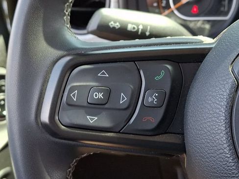 Used 2025 Jeep Wrangler Unlimited Sport AWD/4WD image 18