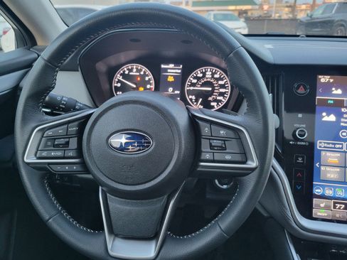 Used 2025 Subaru Outback Premium w/ Popular Package #1A image 26