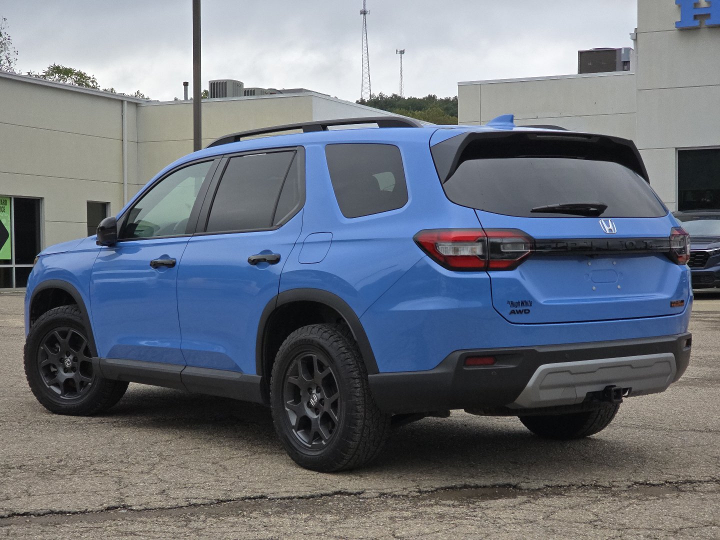 Used 2025 Honda Pilot TrailSport image 22