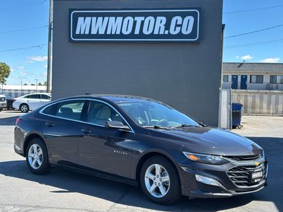 Used 2022 Chevrolet Malibu LS w/ Driver Confidence Package II