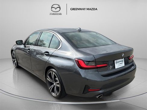 Used 2022 BMW 330i Sedan w/ Premium Package image 5