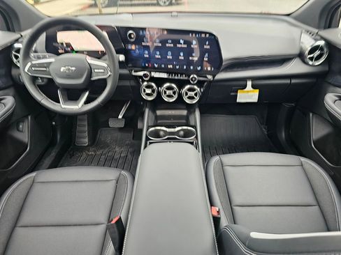 New 2026 Chevrolet Blazer EV LT AWD/4WD image 17