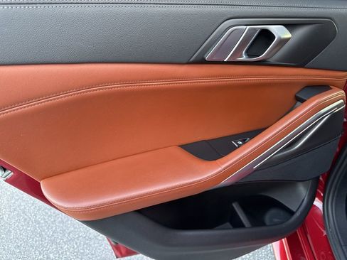 Used 2023 BMW X6 xDrive40i w/ M Sport Package image 14