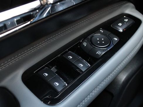 Used 2020 Lincoln Corsair Reserve w/ Elements Package FWD image 8
