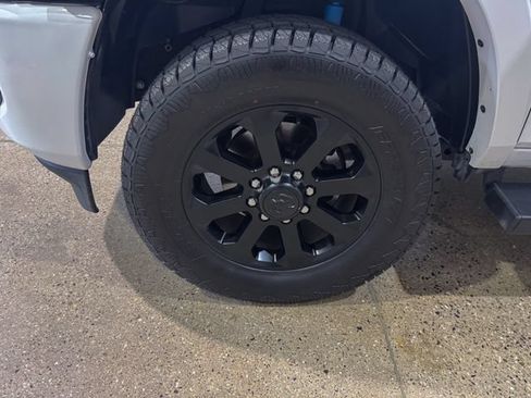Used 2021 RAM 2500 Laramie w/ Night Edition AWD/4WD image 30