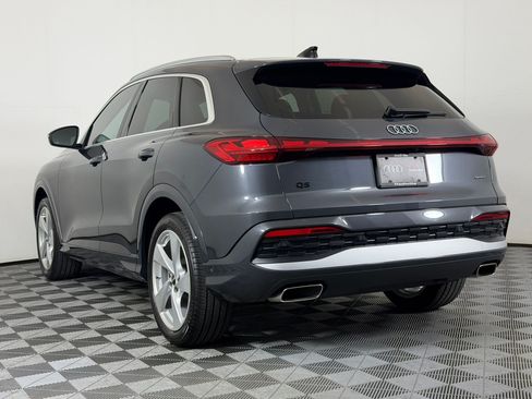 Certified 2025 Audi Q5 Prestige AWD/4WD image 3