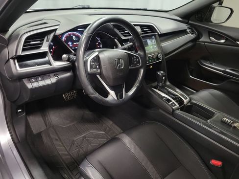 Used 2019 Honda Civic Sport image 16