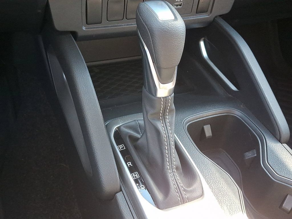 Used 2024 Nissan Frontier SV AWD/4WD image 17