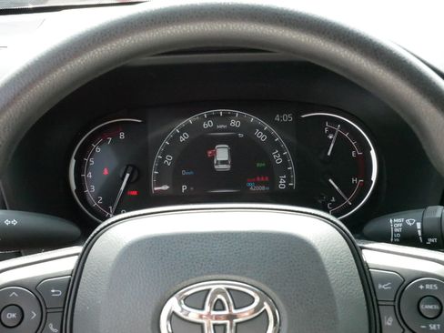 Certified 2025 Toyota RAV4 XLE AWD/4WD image 21