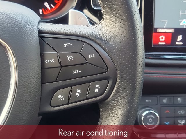 Used 2025 Dodge Durango R/T AWD/4WD image 14