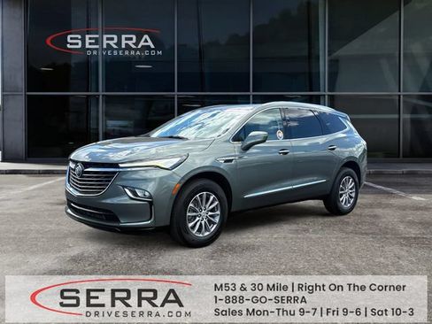 Used 2023 Buick Enclave Essence FWD image 1