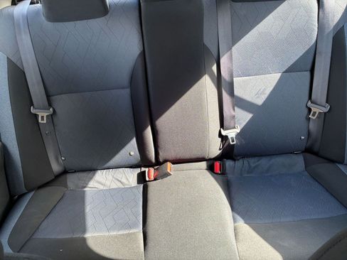 Used 2025 Nissan Versa SV FWD image 36