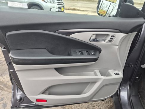 Used 2021 Honda Pilot EX-L image 10