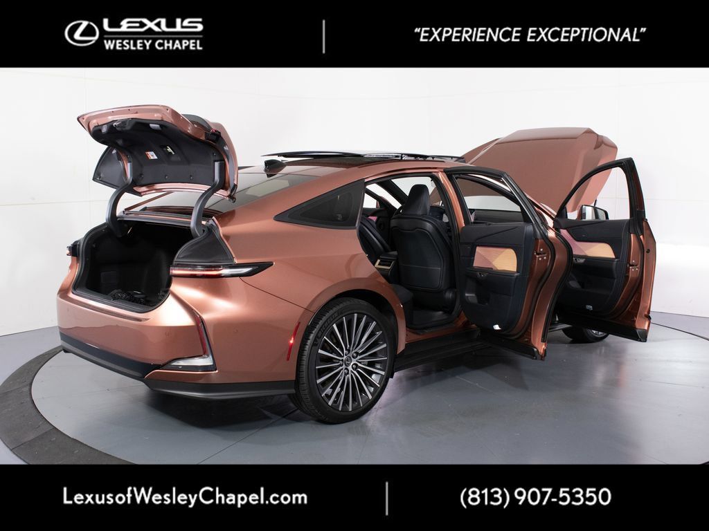 New 2026 Lexus ES 350e w/ Cold Area Package FWD image 12