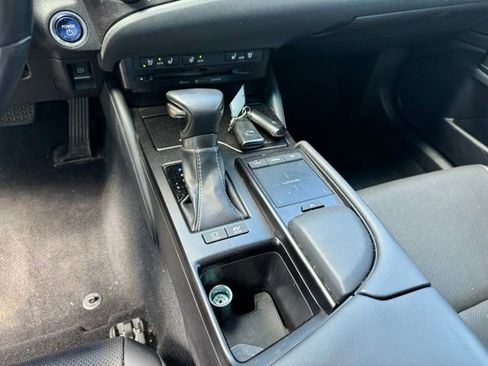 Used 2019 Lexus ES 300h w/ Premium Package FWD image 20