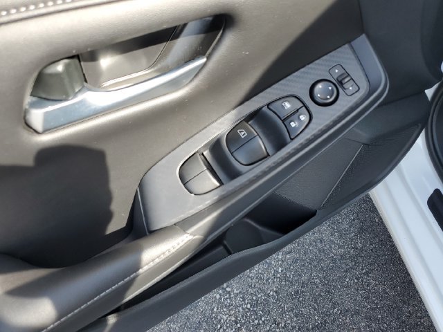 Certified 2025 Nissan Sentra SV FWD image 20