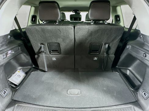 Used 2023 Jeep Grand Cherokee L Limited RWD image 30