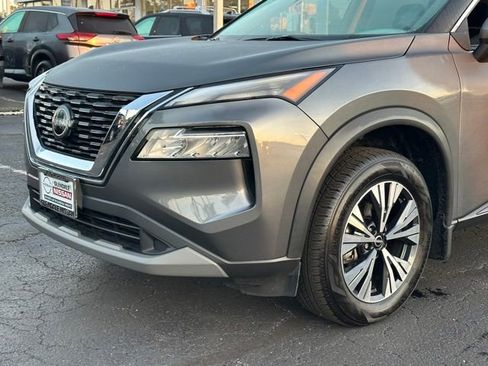 Used 2023 Nissan Rogue SV image 8