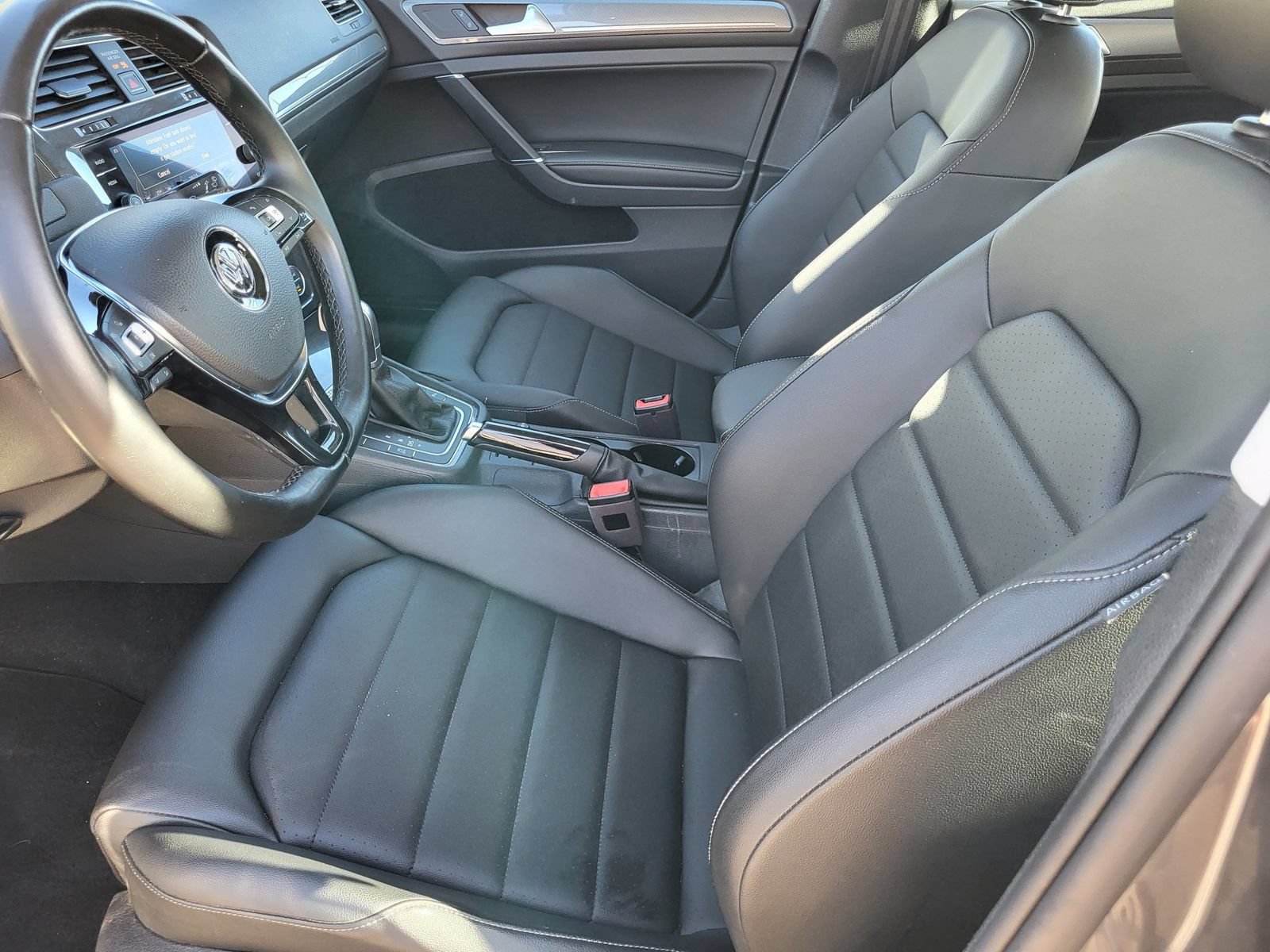 Used 2018 Volkswagen Golf Alltrack SEL AWD/4WD image 26