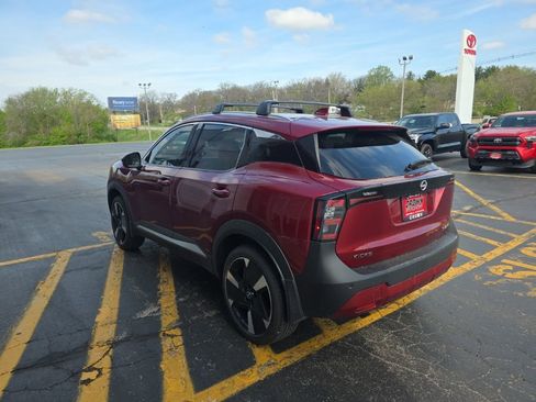 Certified 2025 Nissan Kicks SR image 7