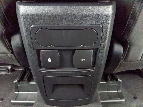 Certified 2023 Ford Explorer XLT w/ Class IV Trailer Tow Package image 13