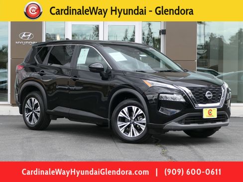 Used 2023 Nissan Rogue SV FWD image 1
