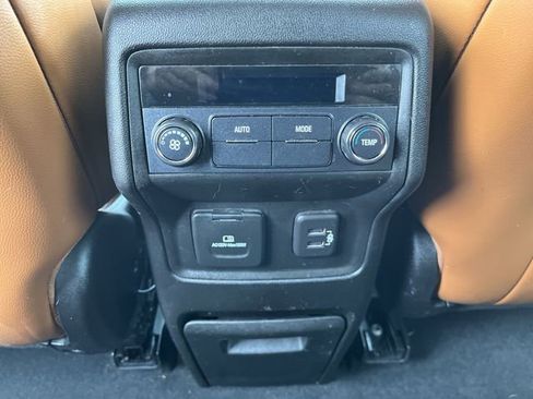 Used 2018 GMC Acadia SLT w/ LPO, Protection Package image 24