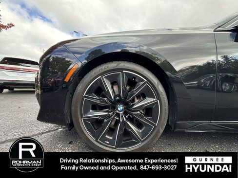 Used 2024 BMW 760i xDrive w/ Premium Package AWD/4WD image 11